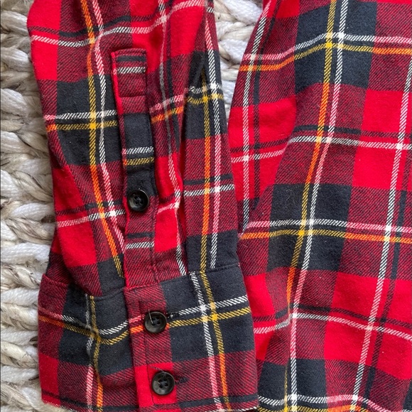 NWOT Forever21+ “Never Say Monday” Graphic Plaid Button Up - Picture 3 of 4
